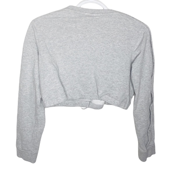 Fila snap sleeve crop sweatshirt in light grey white and red combo size M - Picture 3 of 12